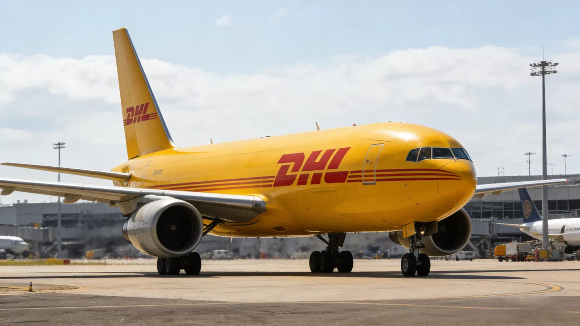 DHL cargo plane